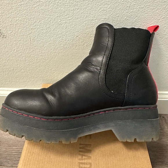 MIA Black and Red Ankle Platform Chelsea Boots with Chunky Platform Sole - Picture 6 of 10